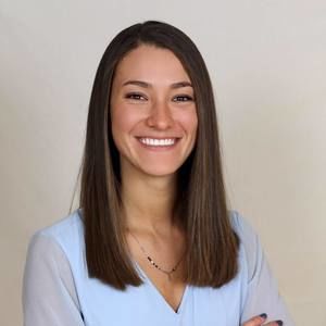 Meet your Posher, Antonia